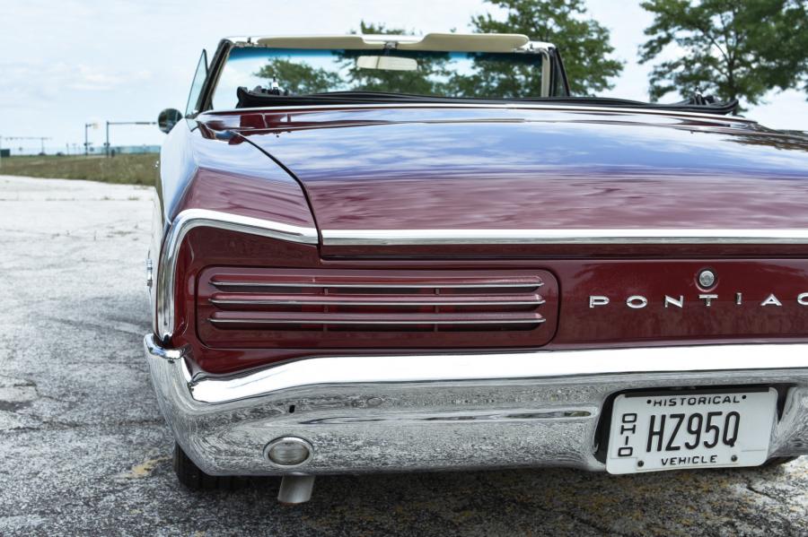 Детали экстерьера Pontiac Tempest GTO Convertible 1966 года  (фото 23 из 83)